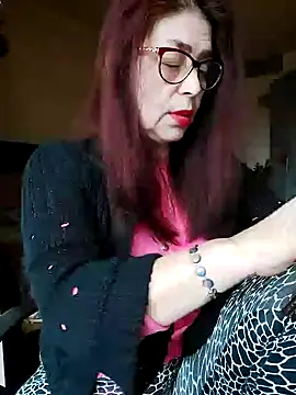 Snapshot of Love_Tina56 chatting on 10.09.25 Love Tina56 online show from 10.09.25