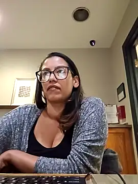 Nikkierosee online show from 02.12.25