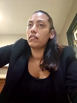 Nikkierosee online show from 03.16.25