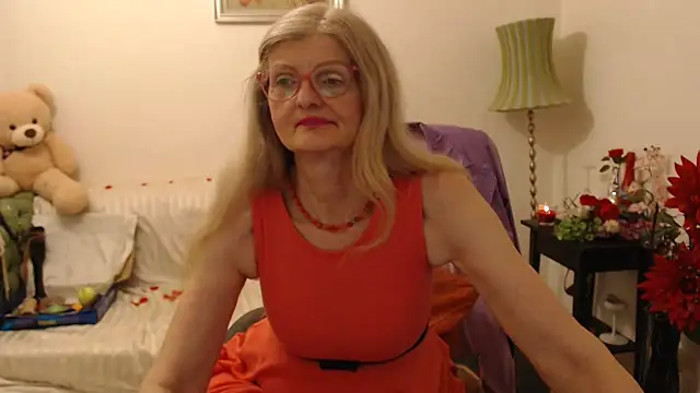 Snapshot of BlairFort chatting on 02.13.25 BlairFort online show from 02.13.25