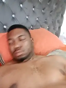 Snapshot of General62 chatting on 10.10.25 General62 online show from 10.10.25