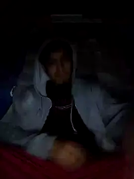 Snapshot of AlexAlejandro13 chatting on 02.07.25 AlexAlejandro13 online show from 02.07.25