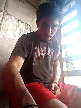 Snapshot of AlexAlejandro13 chatting on 02.07.25 AlexAlejandro13 online show from 02.07.25