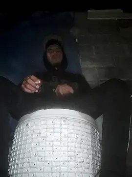 Snapshot of AlexAlejandro13 chatting on 02.10.25 AlexAlejandro13 online show from 02.10.25