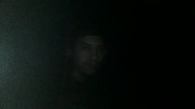 Snapshot of AlexAlejandro13 chatting on 10.01.25 AlexAlejandro13 online show from 10.01.25