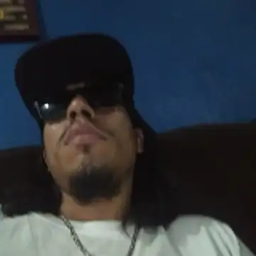 Snapshot of AlexAlejandro13 chatting on 04.23.26 AlexAlejandro13 online show from 04.23.26