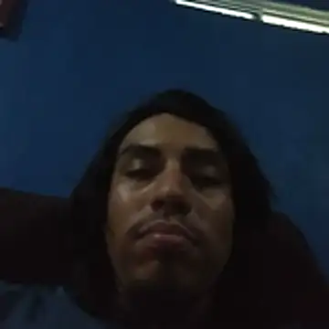 Snapshot of AlexAlejandro13 chatting on 04.28.26 AlexAlejandro13 online show from 04.28.26