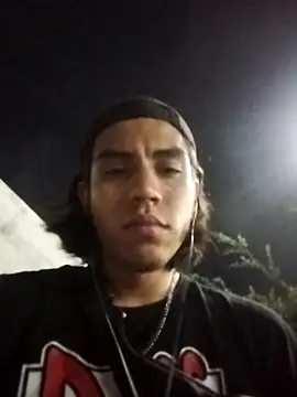Snapshot of AlexAlejandro13 chatting on 05.16.26 AlexAlejandro13 online show from 05.16.26
