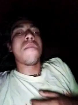 Snapshot of AlexAlejandro13 chatting on 05.22.26 AlexAlejandro13 online show from 05.22.26