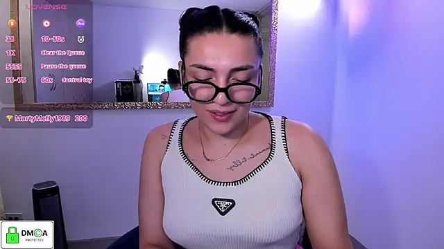EricaVanderhill online show from 05.22.26