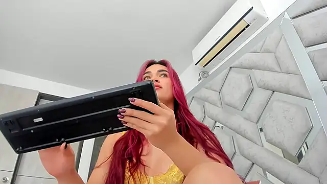 alexandra fire69x online show from 05.22.26
