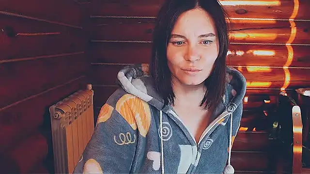 Snapshot of Platina_Fox chatting on 10.20.25 Platina Fox online show from 10.20.25