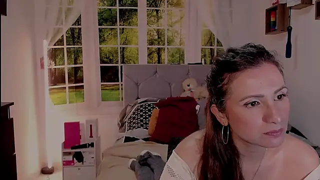vanessabrown  online show from 05.28.26