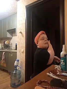 Janiffer MiMi online show from 03.19.25