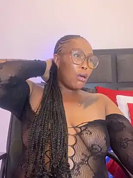 Snapshot of BADFATASS85 chatting on 02.14.25 BADFATASS85 online show from 02.14.25