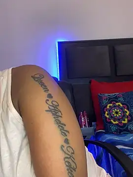 Snapshot of BADFATASS85 chatting on 02.19.25 BADFATASS85 online show from 02.19.25