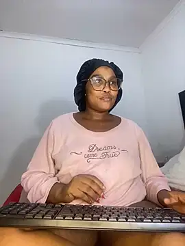 Snapshot of BADFATASS85 chatting on 03.10.25 BADFATASS85 online show from 03.10.25