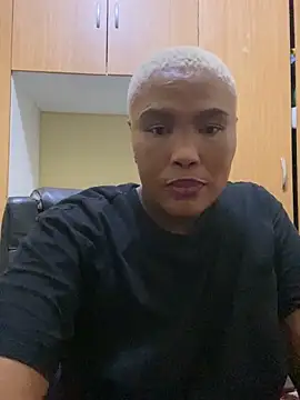 Snapshot of BADFATASS85 chatting on 12.16.25 BADFATASS85 online show from 12.16.25