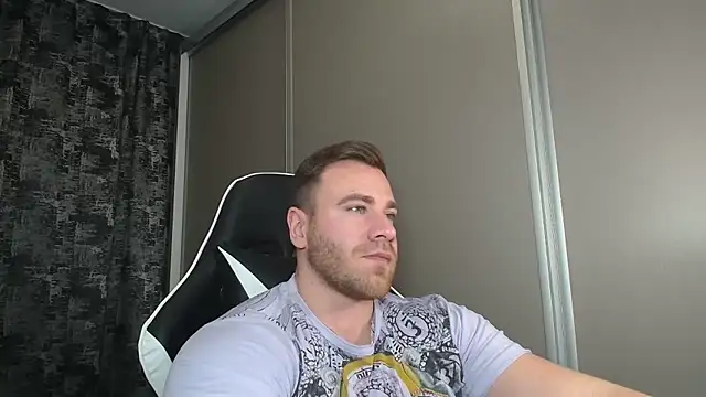 Thori92 online show from 01.06.25