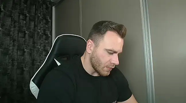 Thori92 online show from 02.02.25