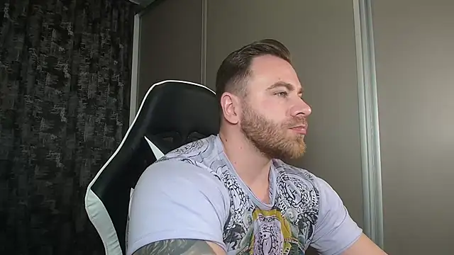 Thori92 online show from 02.20.25