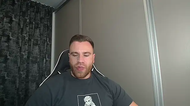 Thori92 online show from 10.22.25