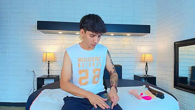 JacoboSwam online show from 12.26.24