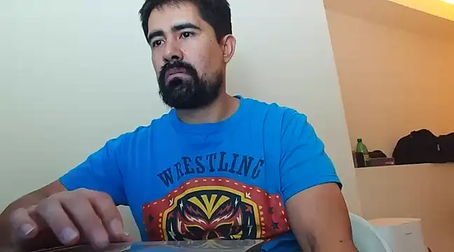 Snapshot of VonDoomdelToro chatting on 12.02.24 VonDoomdelToro online show from 12.02.24