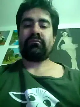 Snapshot of VonDoomdelToro chatting on 01.20.25 VonDoomdelToro online show from 01.20.25