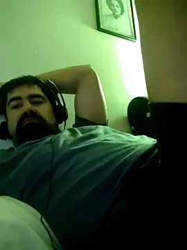 Snapshot of VonDoomdelToro chatting on 02.02.25 VonDoomdelToro online show from 02.02.25
