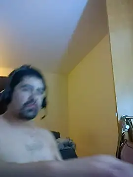 Snapshot of VonDoomdelToro chatting on 02.11.25 VonDoomdelToro online show from 02.11.25