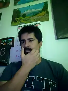 Snapshot of VonDoomdelToro chatting on 03.11.25 VonDoomdelToro online show from 03.11.25