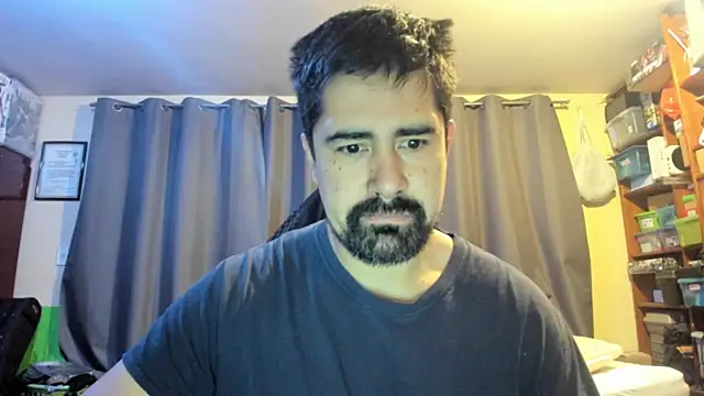 Snapshot of VonDoomdelToro chatting on 10.07.25 VonDoomdelToro online show from 10.07.25