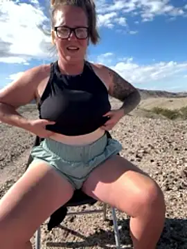 Lizzyloo online show from 01.08.26