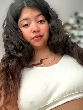 Peach Girll online show from 03.30.26