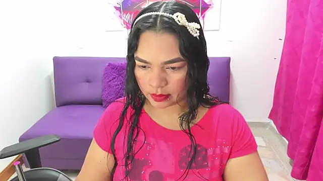 Snapshot of Cloe_35 chatting on 03.06.25 Cloe 35 online show from 03.06.25