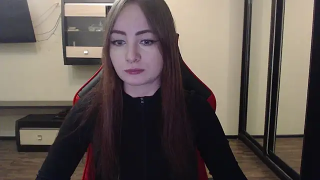 Laralianna online show from 01.06.25