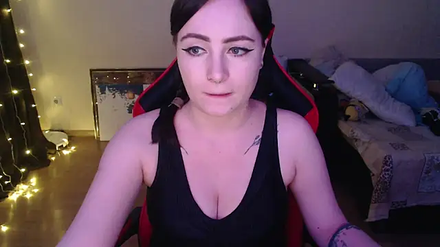 Laralianna online show from 01.08.26