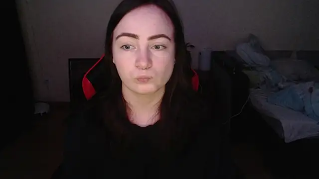 Laralianna online show from 02.04.26