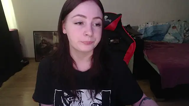 Snapshot of Laralianna chatting on 05.07.26 Laralianna online show from 05.07.26