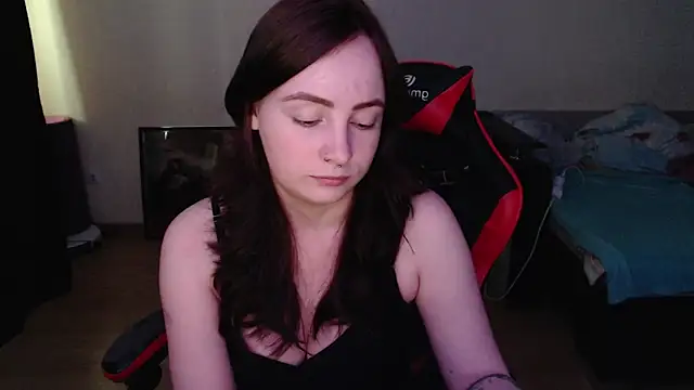 Snapshot of Laralianna chatting on 05.22.26 Laralianna online show from 05.22.26
