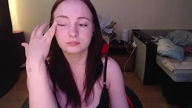 Snapshot of Laralianna chatting on 05.23.26 Laralianna online show from 05.23.26