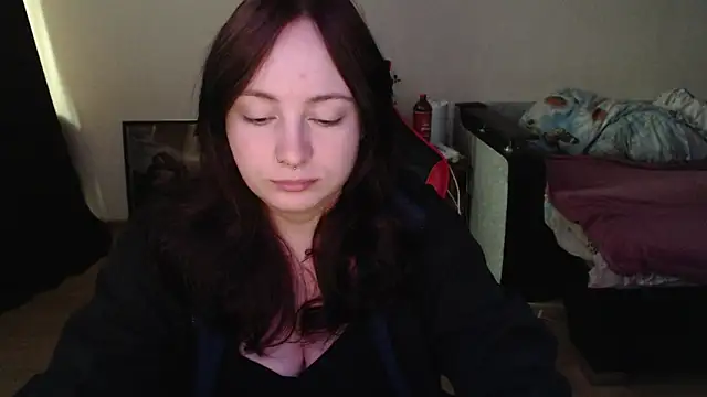 Snapshot of Laralianna chatting on 05.29.26 Laralianna online show from 05.29.26