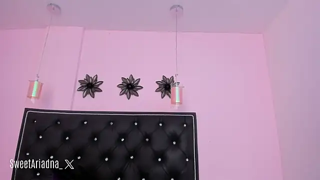 Snapshot of Sweet_Ariadna_ chatting on 02.07.25 Sweet Ariadna online show from 02.07.25