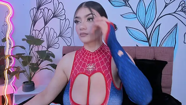 Snapshot of Sweet_Ariadna_ chatting on 02.25.25 Sweet Ariadna online show from 02.25.25