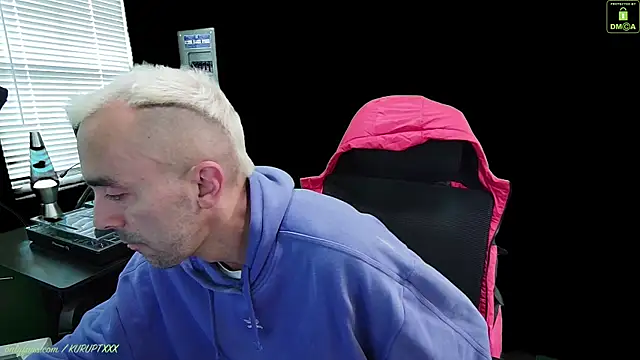 kuruptxxx live online show from 01.04.25