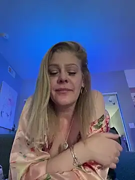 Lexi Shocker online show from 03.21.25