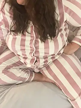 sweeti Em online show from 01.31.26