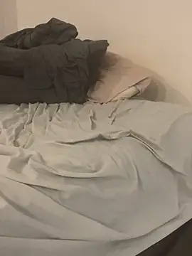 sweeti Em online show from 04.18.26