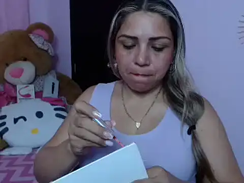Snapshot of cum_bigass chatting on 01.17.25 cum bigass online show from 01.17.25